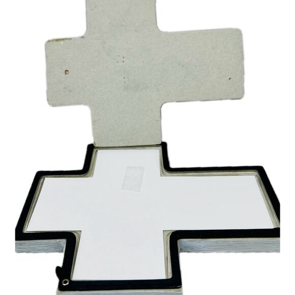 Hallmark Nature's Sketchbook Cross Frame by Marjolein Bastin - Picture 9 of 11